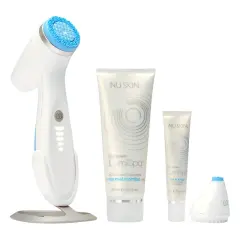 Zestaw do pielęgnacji Nu Skin LumiSpa z aktywującym żelem. Wiele pozytywnych nu skin opinie potwierdza jego skuteczność.