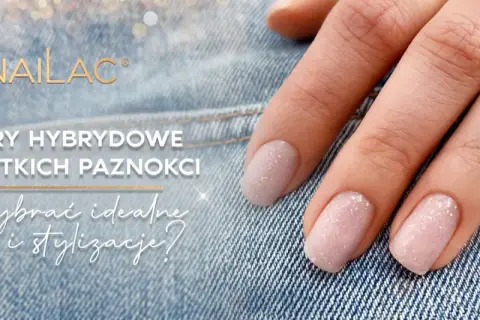 Delikatna hybryda na krótkich paznokciach w pastelowych odcieniach z subtelnymi drobinkami. Idealna propozycja na co dzień.