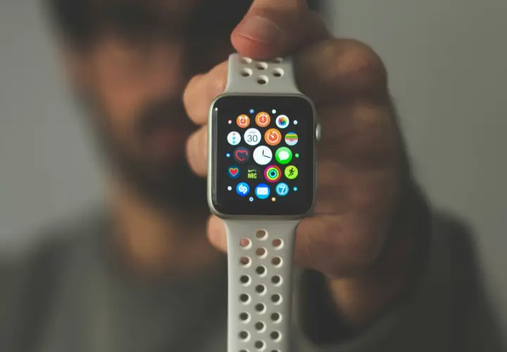 Smartwatche i gry: jak zegarki wchodzą do ekosystemów gamingowych