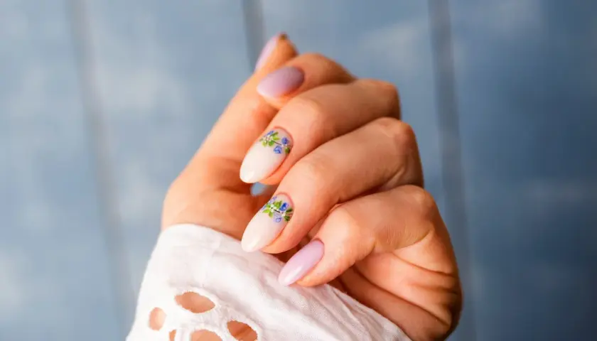 Jaki manicure na słabe paznokcie: wzmocnij je i uniknij łamania