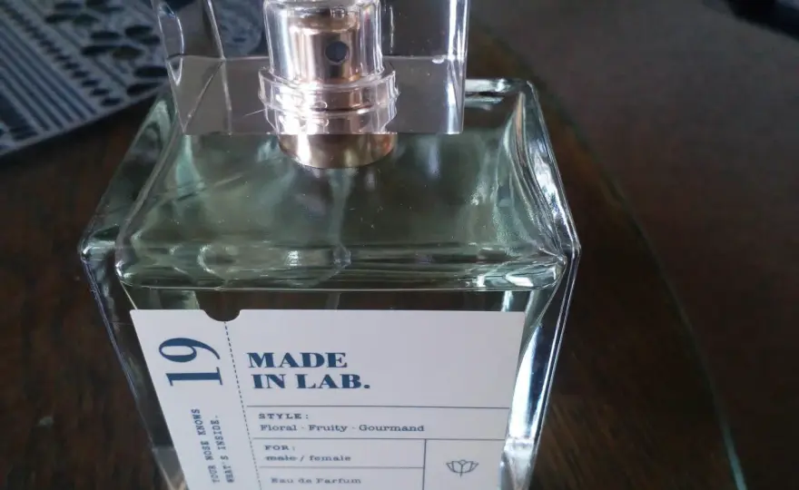 Made in Lab 19 - Czy to dobry odpowiednik Lancôme La Vie Est Belle?
