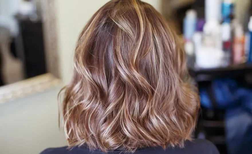 Balayage czy refleksy - co wybrać dla naturalnego efektu?