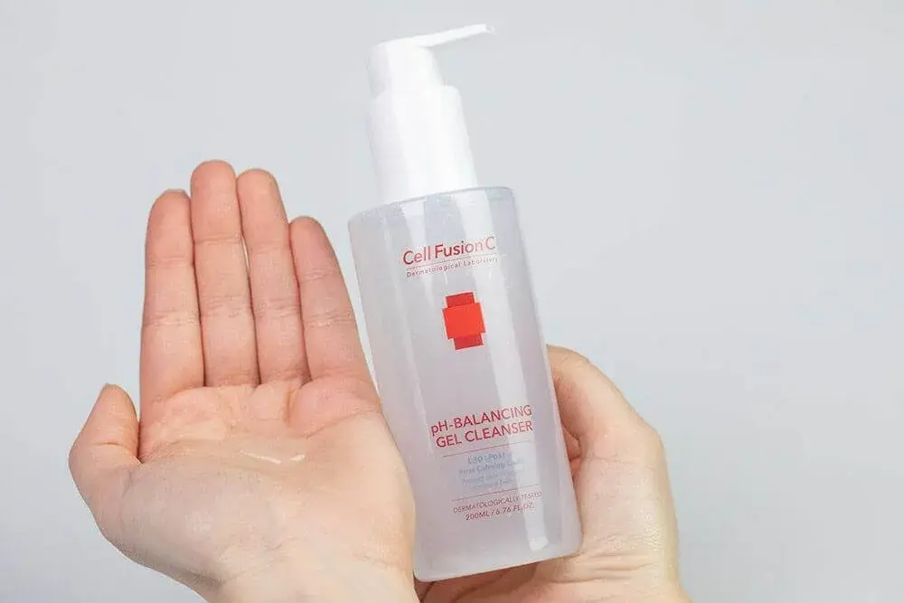 Czym zmywać makijaż domowe sposoby, które naprawdę działają?